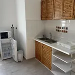 Feszek Apartmanhaz * Тапольца