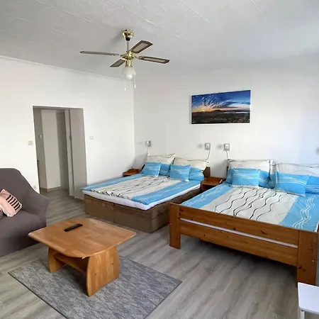 Feszek Apartmanhaz Apartment